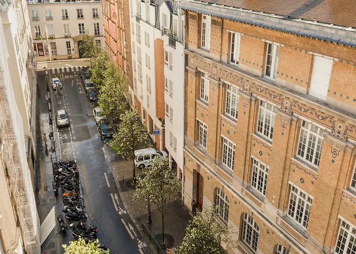 オテル ドゥ ヌーヴ バイ ハッピーカルチャー パリ