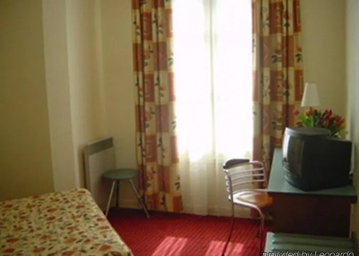 ホテル オテル ドゥ ヌーヴ バイ ハッピーカルチャー パリ