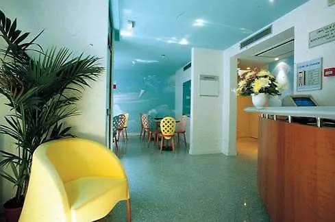 ホテル オテル ドゥ ヌーヴ バイ ハッピーカルチャー