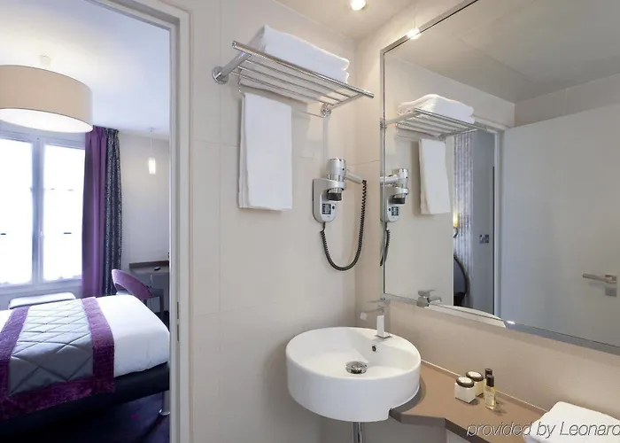 オテル ドゥ ヌーヴ バイ ハッピーカルチャー ホテル